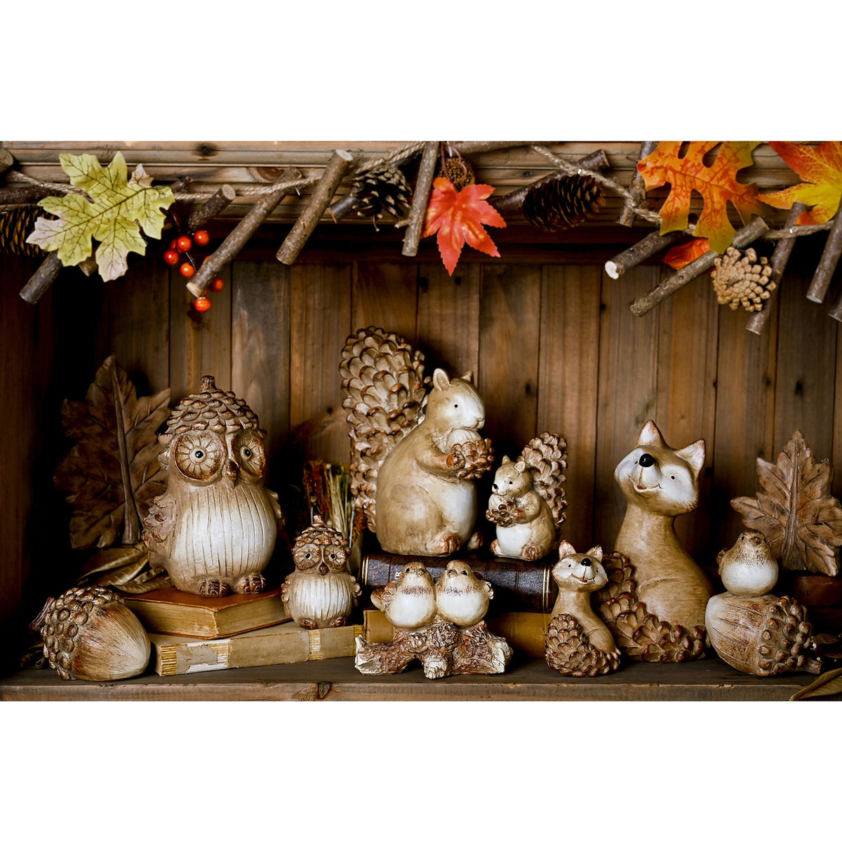 Country Living Wood Effect Resin Leaf - Medium