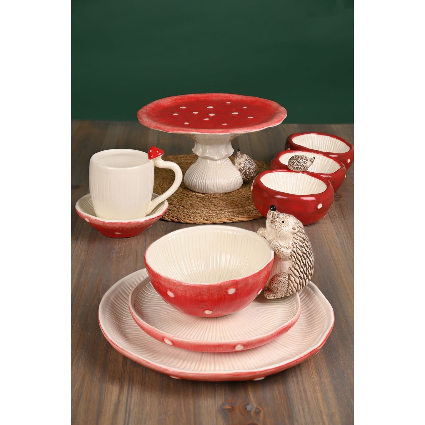Country Living Toadstool & Hedgehog Serving Bowl