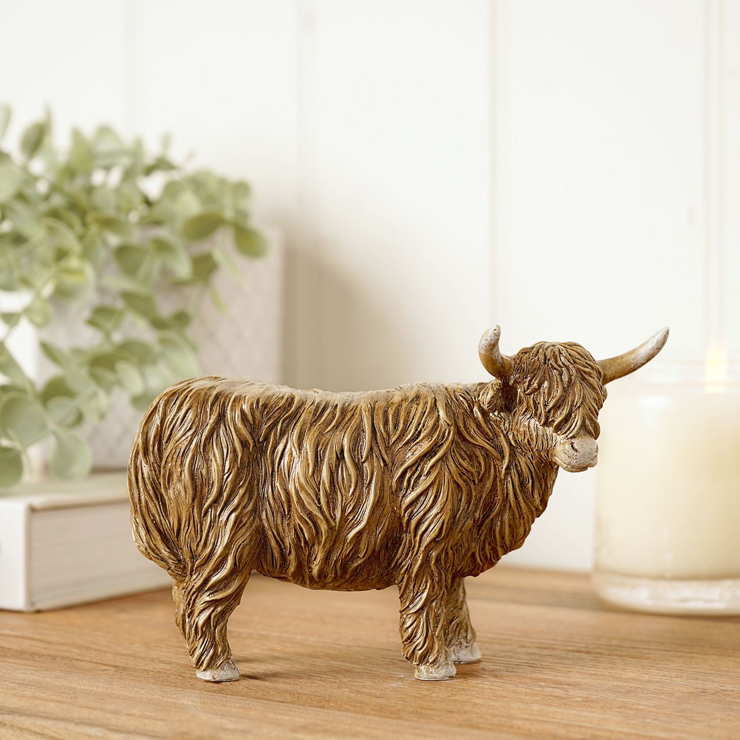 Country Living Highland Cow Figurine
