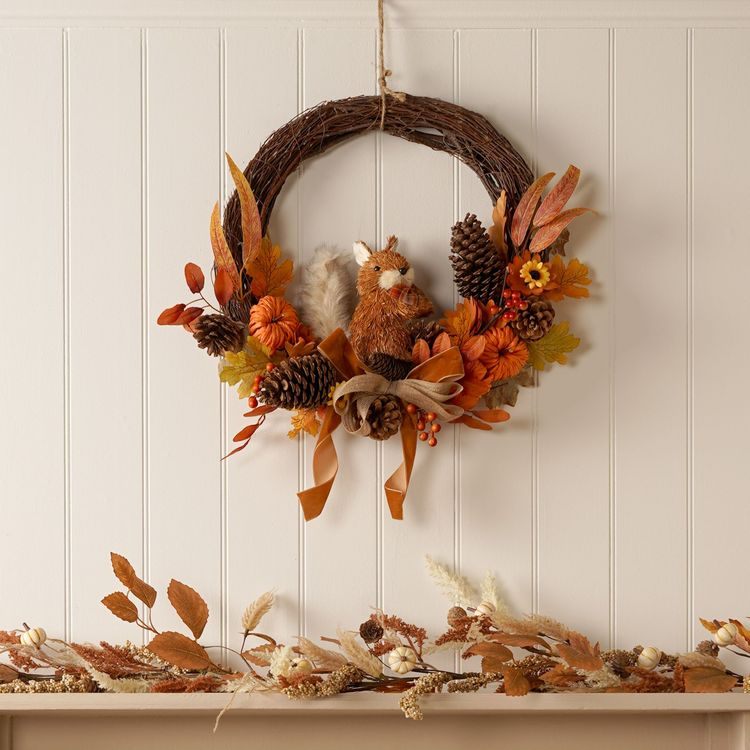Country Living Rattan Squirrel Wreath - 50cm