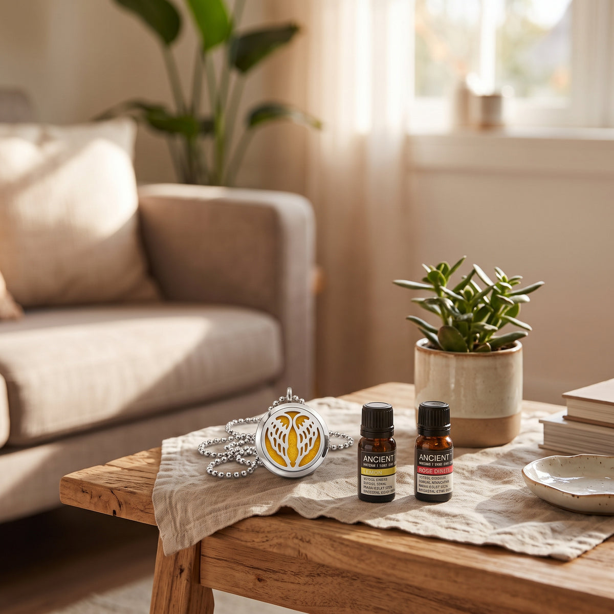 Diffuser Necklace and Essential Oils Set