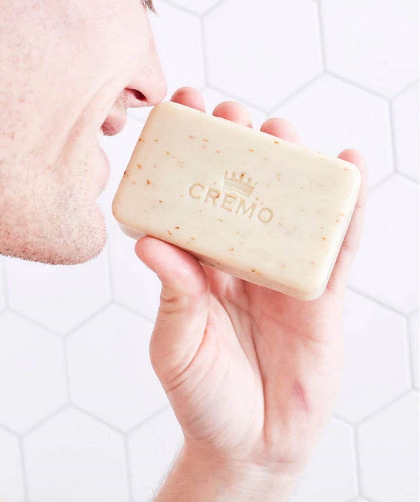 Cremo Bourbon & Oak Exfoliating Body Bars (3-Pack) – Distiller's Spice, Bourbon & Oak Scent