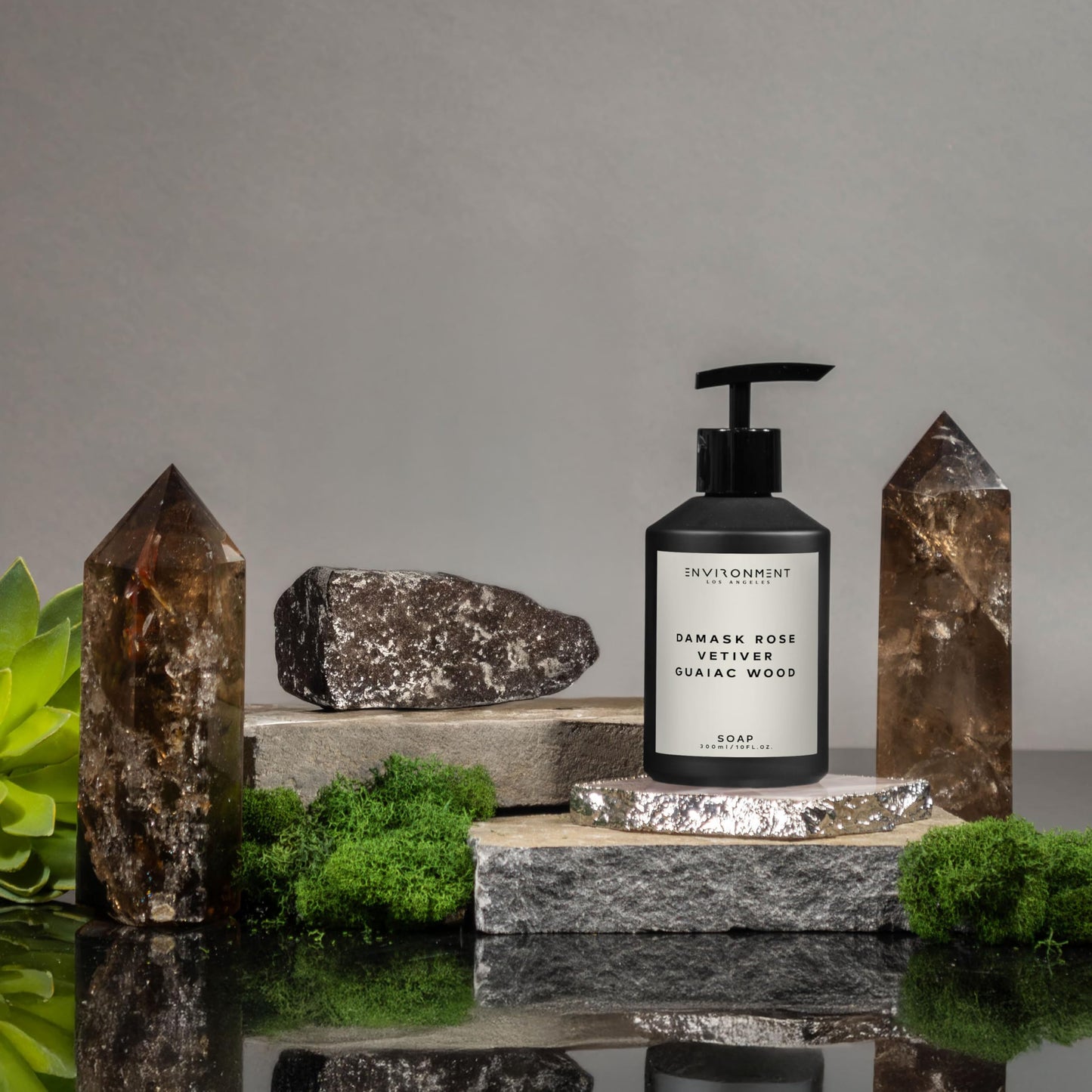 ENVIRONMENT Hand Soap – 5-Star Resort Inspired Damask Rose, Vetiver & Guaiac Wood, 300ml