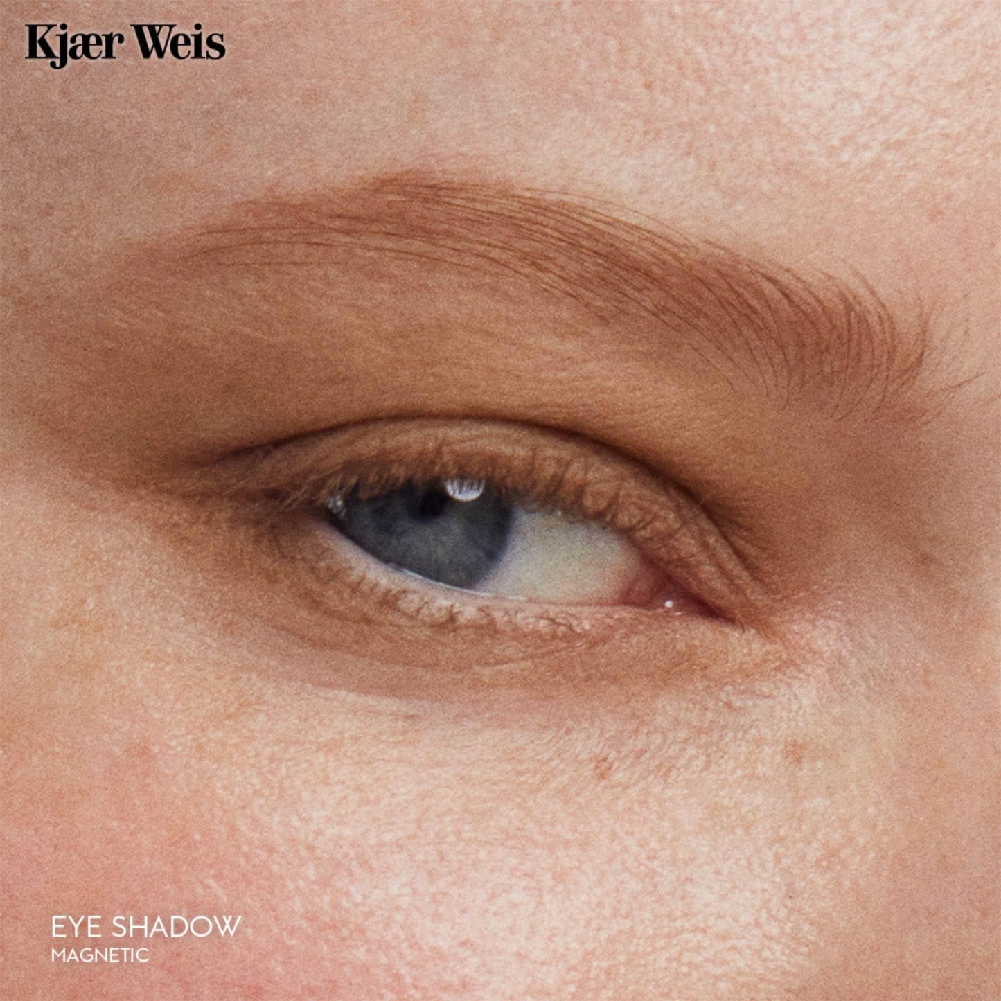 Kjaer Weis Powder Eye Shadow Magnetic – Highly Pigmented Brown Gold, Long-Wearing, Refillable
