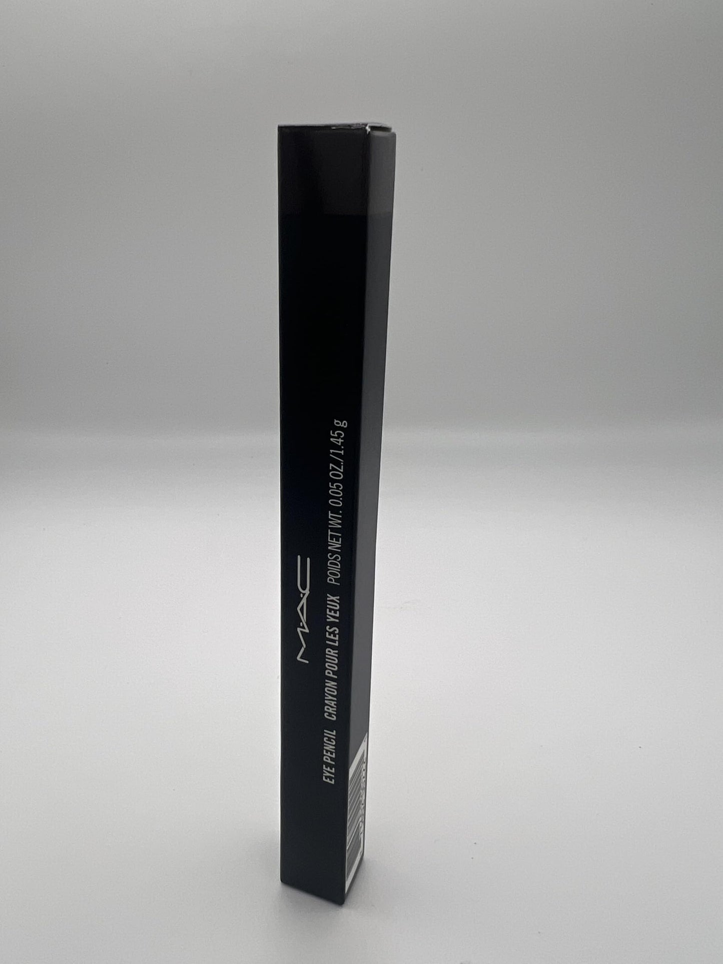 MAC Eye Pencil Coffee – Creamy Brown Eyeliner for Precise Definition