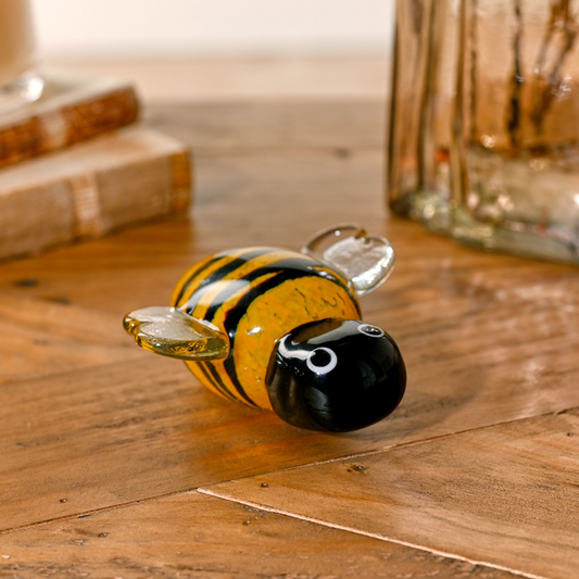 Objets d'art Glass Figurine - Bee
