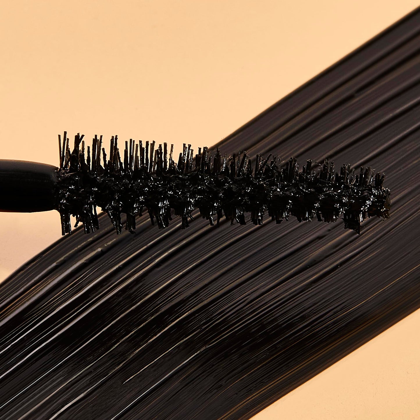 NATASHA MOOR Moor Power Mascara – Luxurious Volumizing, Lengthening & Waterproof Formula