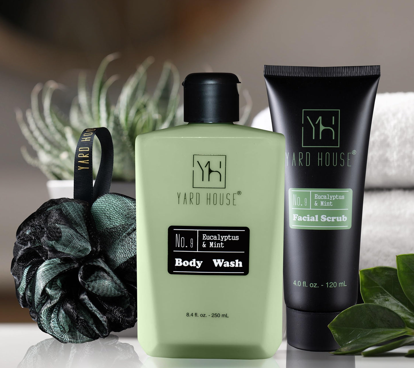 Yard House Men's Luxury Bath & Body Gift Set - 7pc with Leather Toiletry Bag